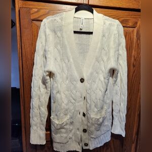Women's Cream Cable Knit Cardigan xl